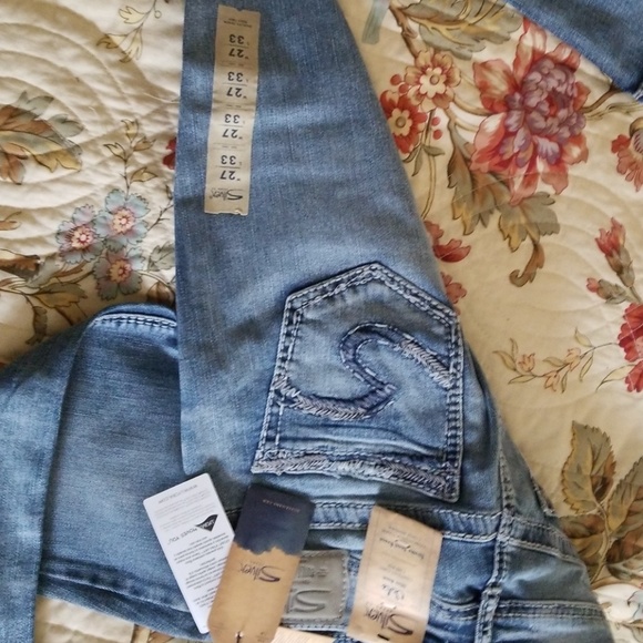 Silver Jeans - Picture 4 of 4